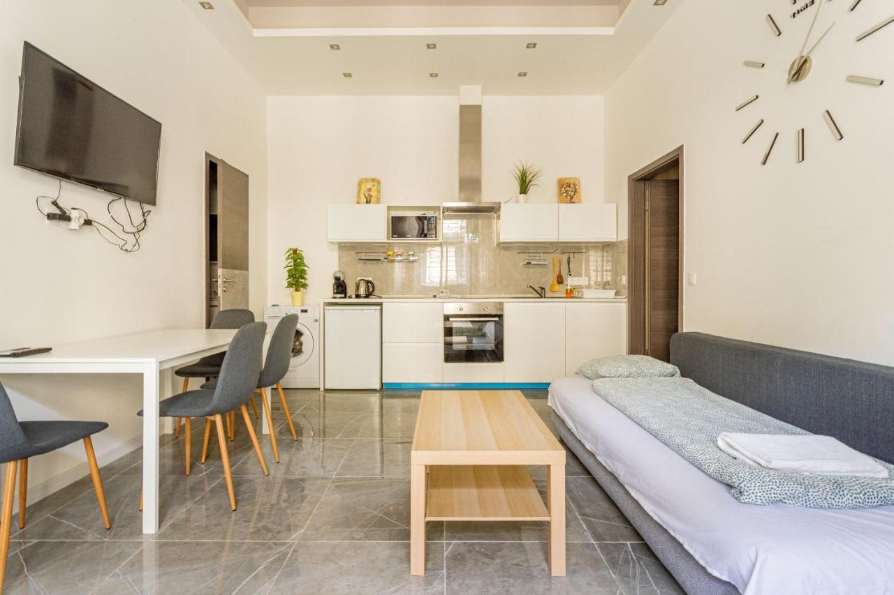 Modernized Condo At Kiraly 51 布达佩斯 外观 照片