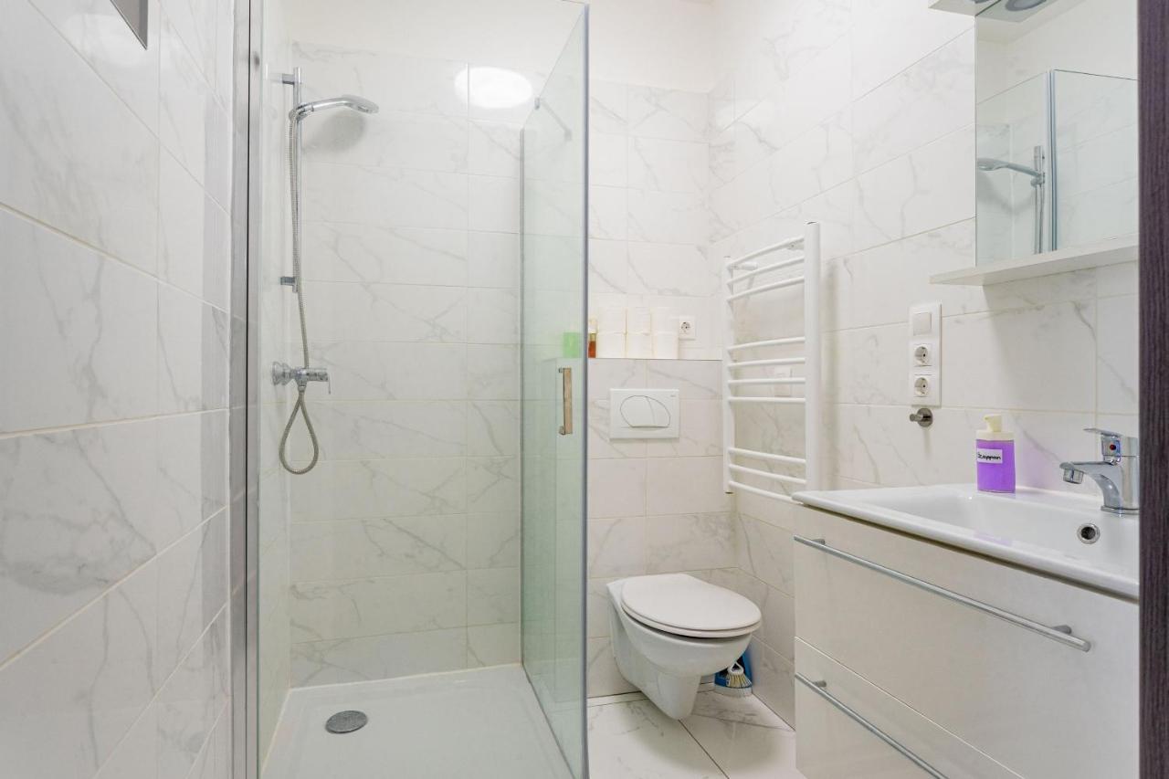 Modernized Condo At Kiraly 51 布达佩斯 外观 照片