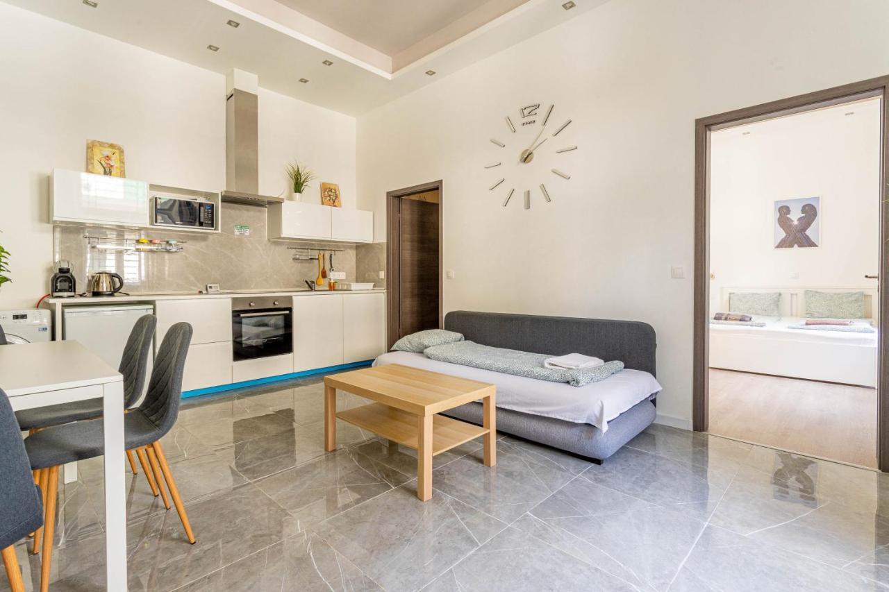 Modernized Condo At Kiraly 51 布达佩斯 外观 照片